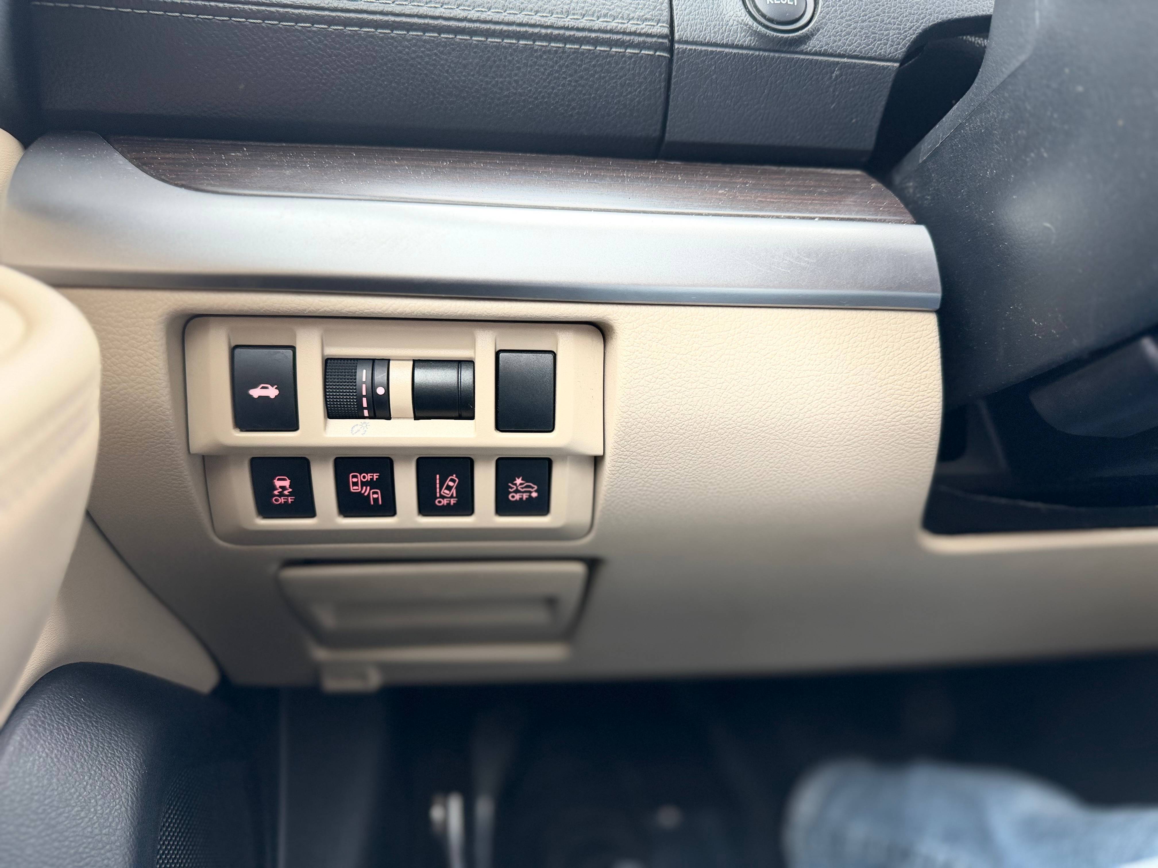2019 Subaru Legacy Limited - Photo 21