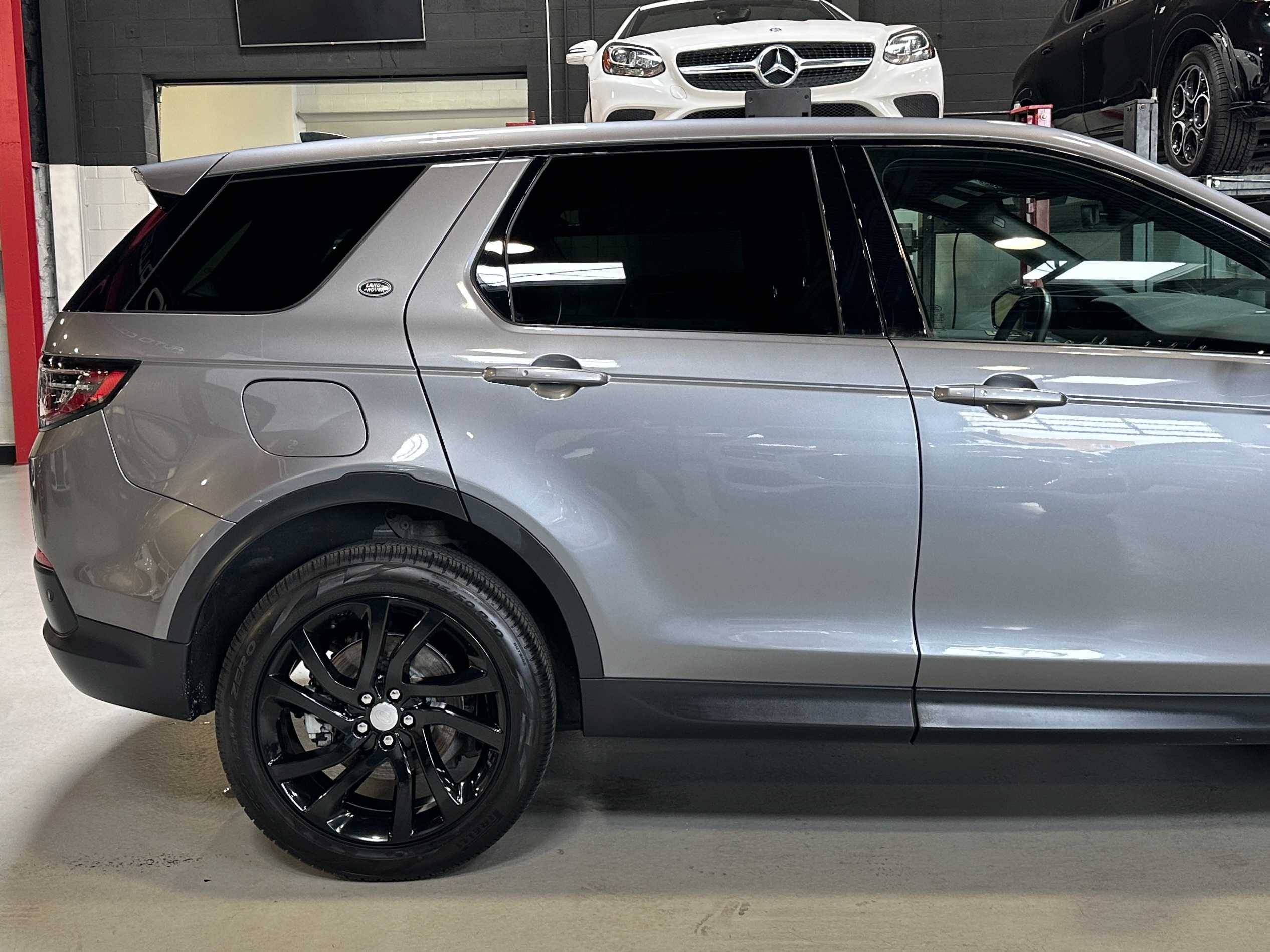 2023 Land Rover Discovery Sport SE - Photo 9