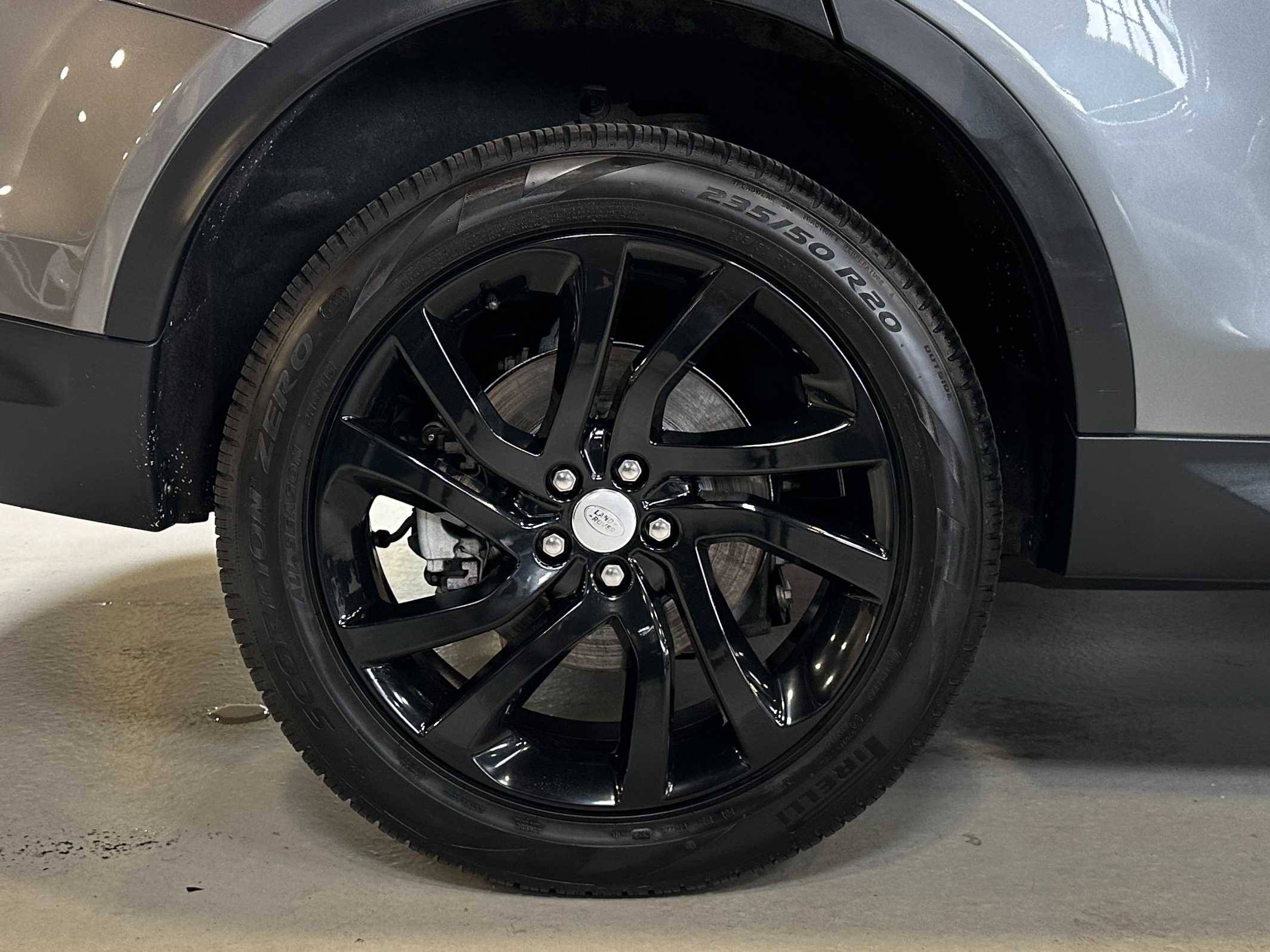 2023 Land Rover Discovery Sport SE - Photo 10