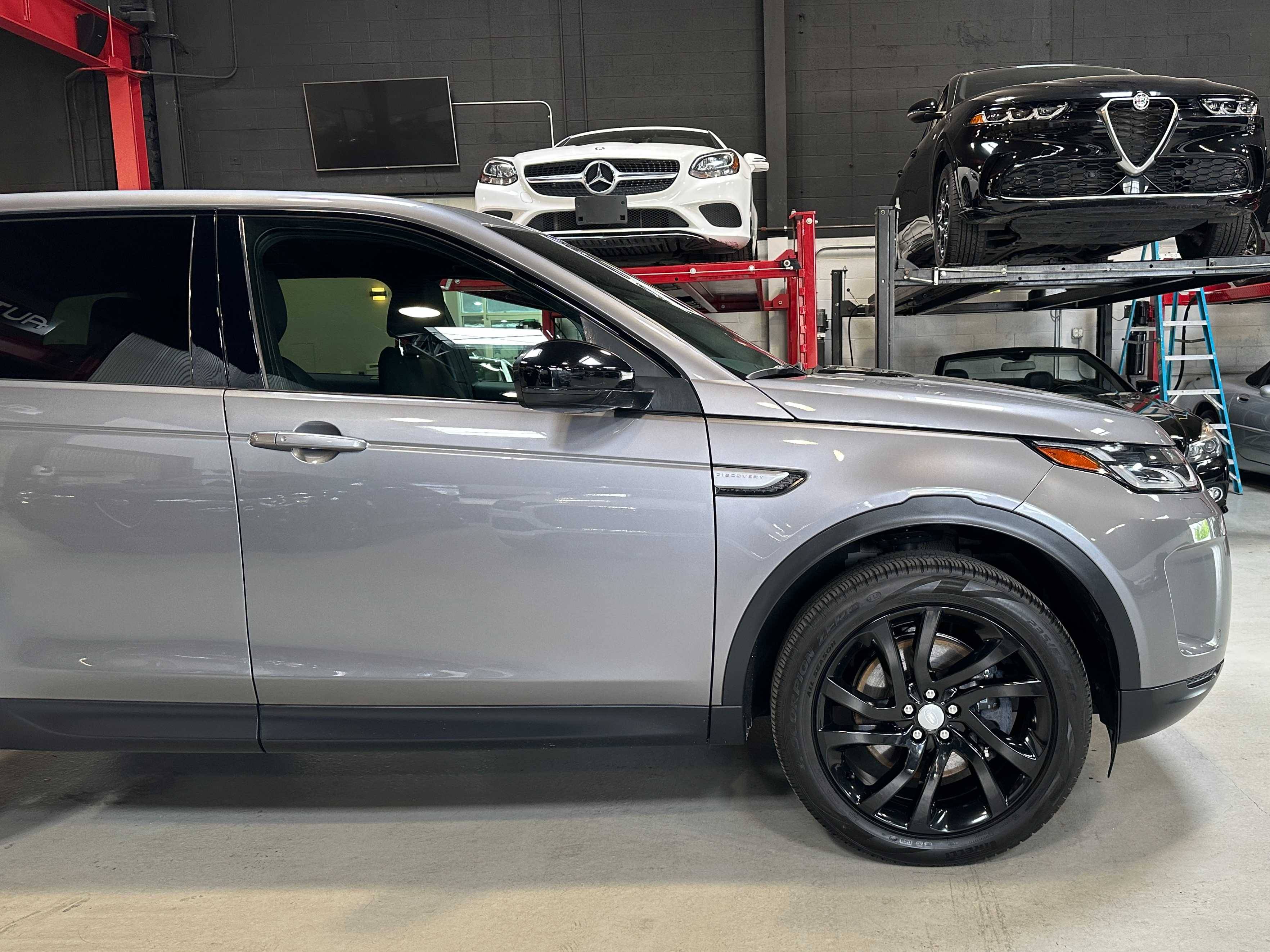 2023 Land Rover Discovery Sport SE - Photo 11