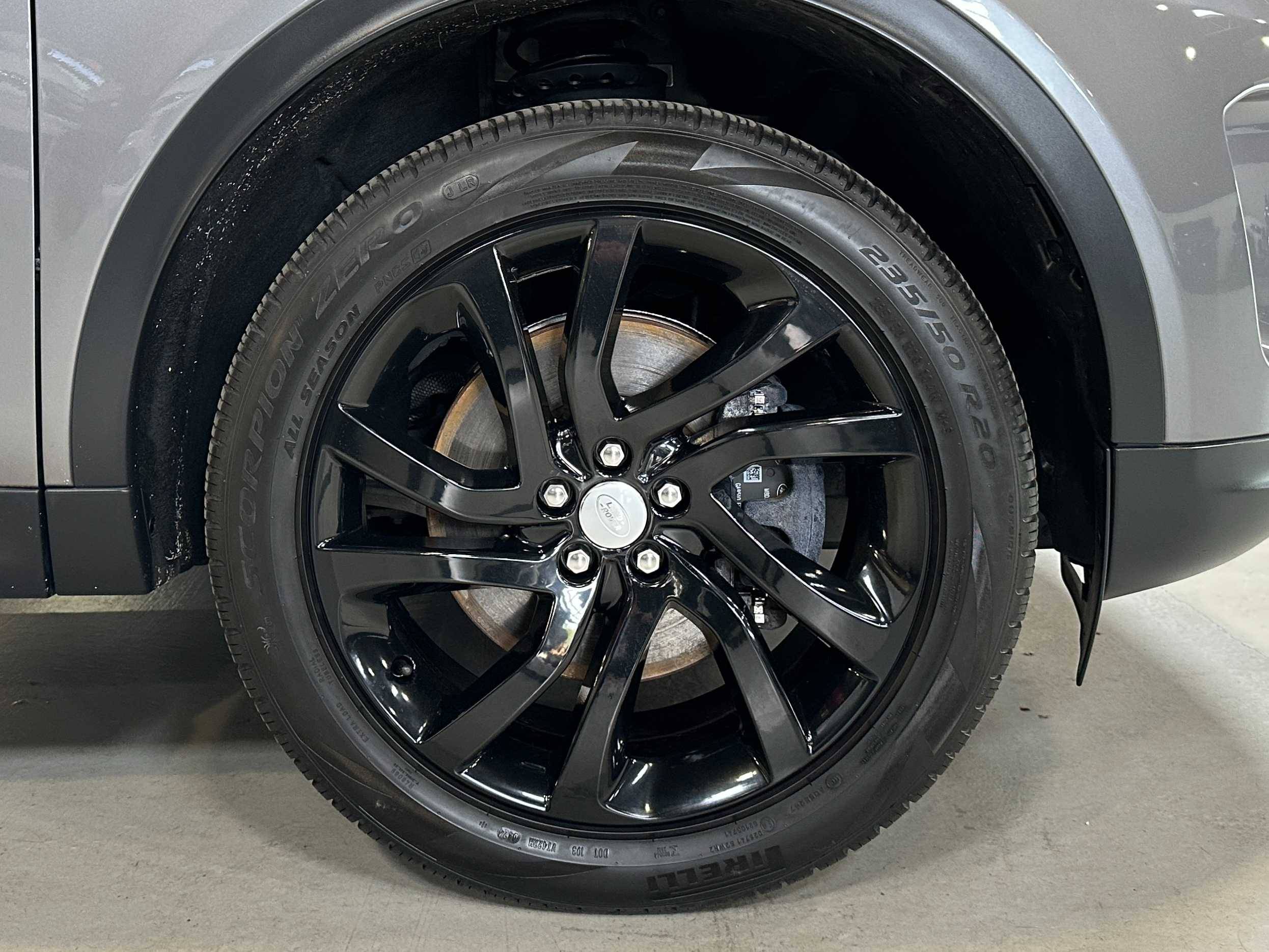2023 Land Rover Discovery Sport SE - Photo 12