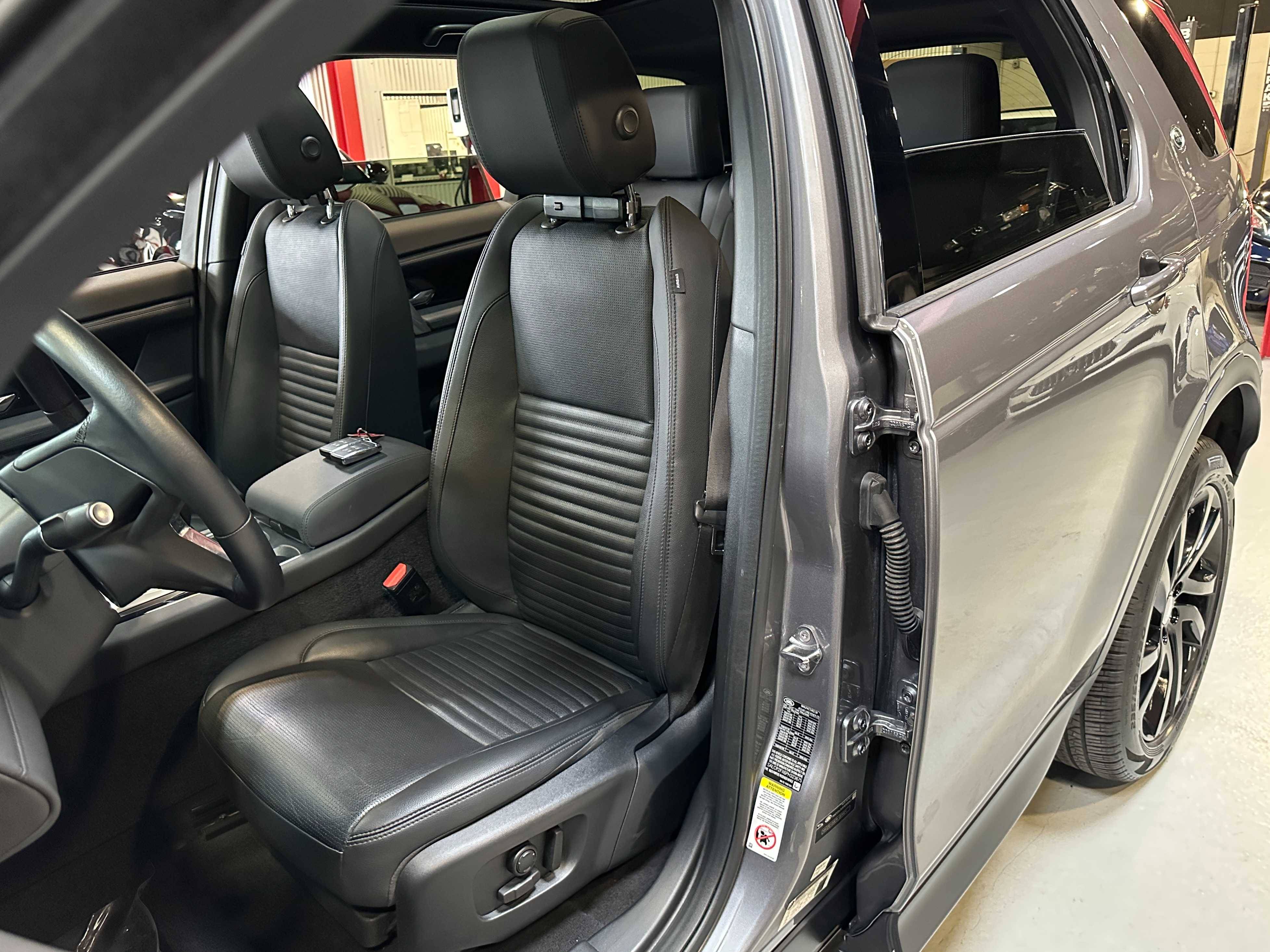 2023 Land Rover Discovery Sport SE - Photo 16