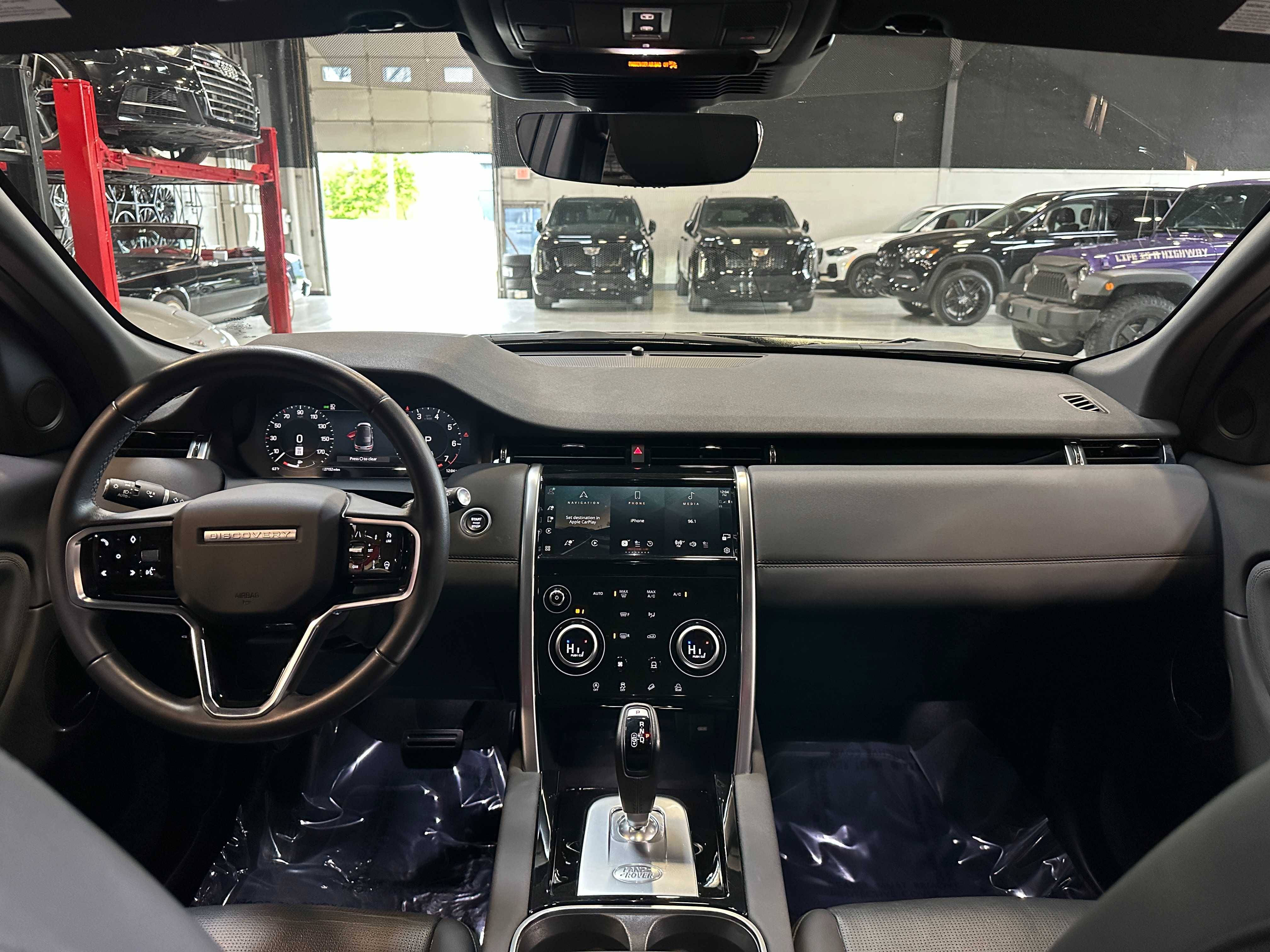 2023 Land Rover Discovery Sport SE - Photo 24