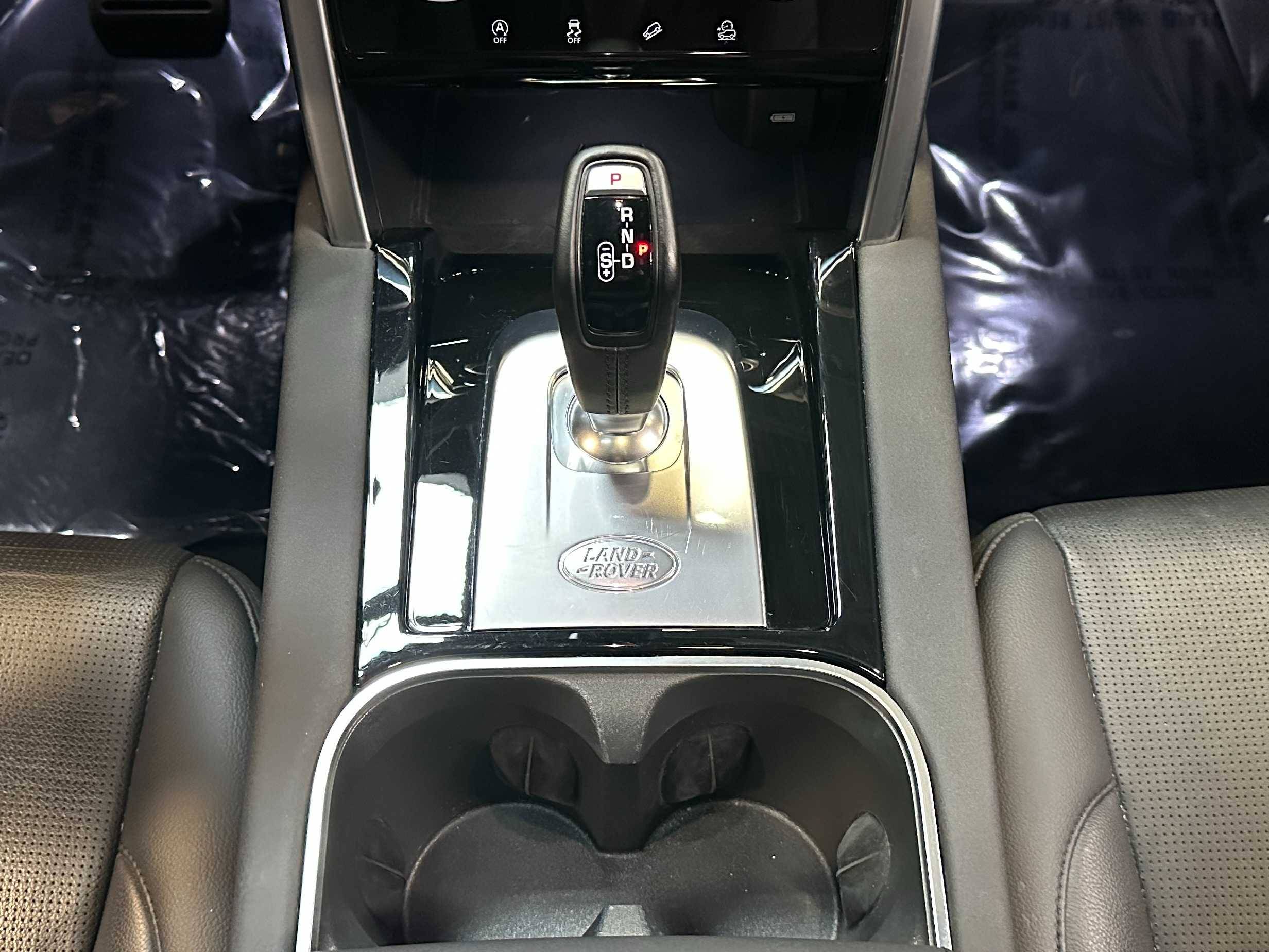 2023 Land Rover Discovery Sport SE - Photo 23
