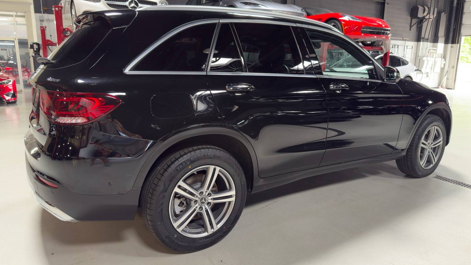 2022 Mercedes-Benz GLC GLC300 - Photo 8