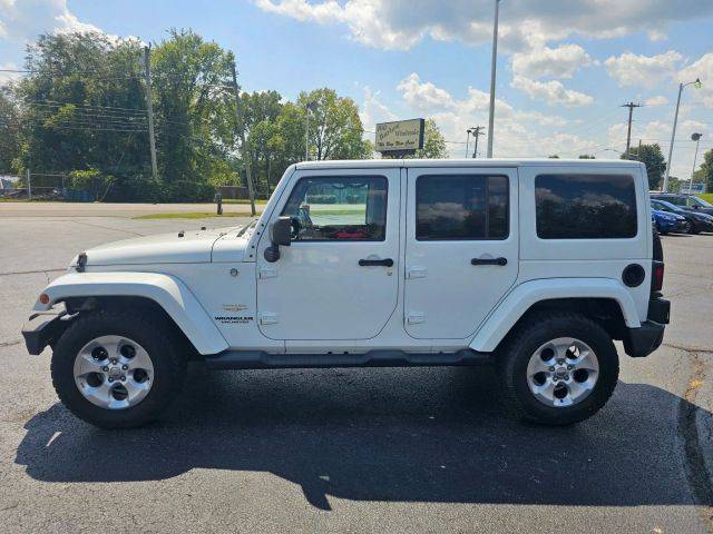2014 Jeep Wrangler Unlimited Sahara - Photo 8