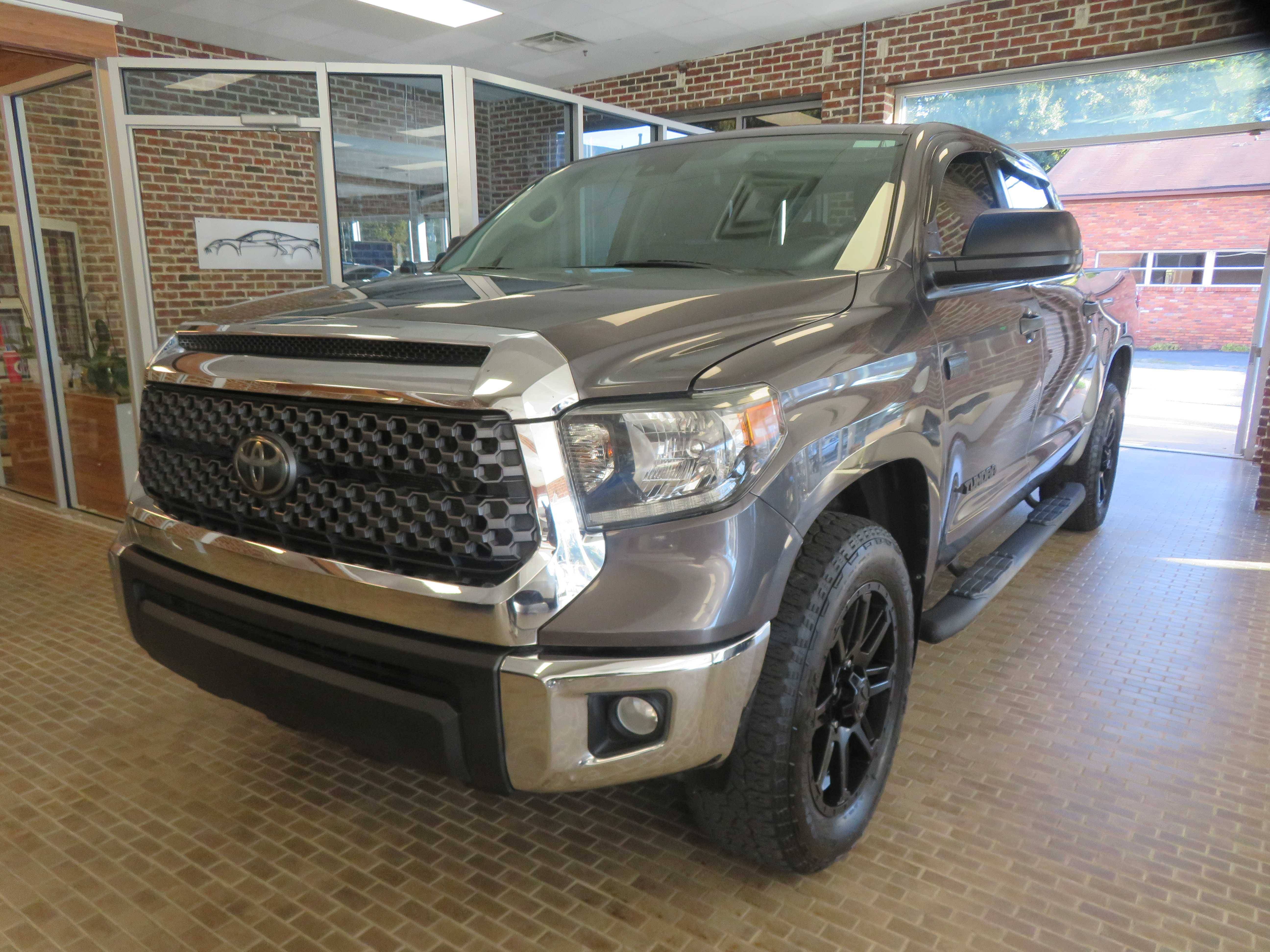 2020 Toyota Tundra SR5