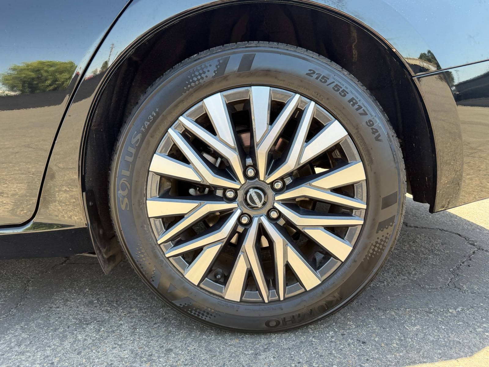 2025 Nissan Altima SV - Photo 20