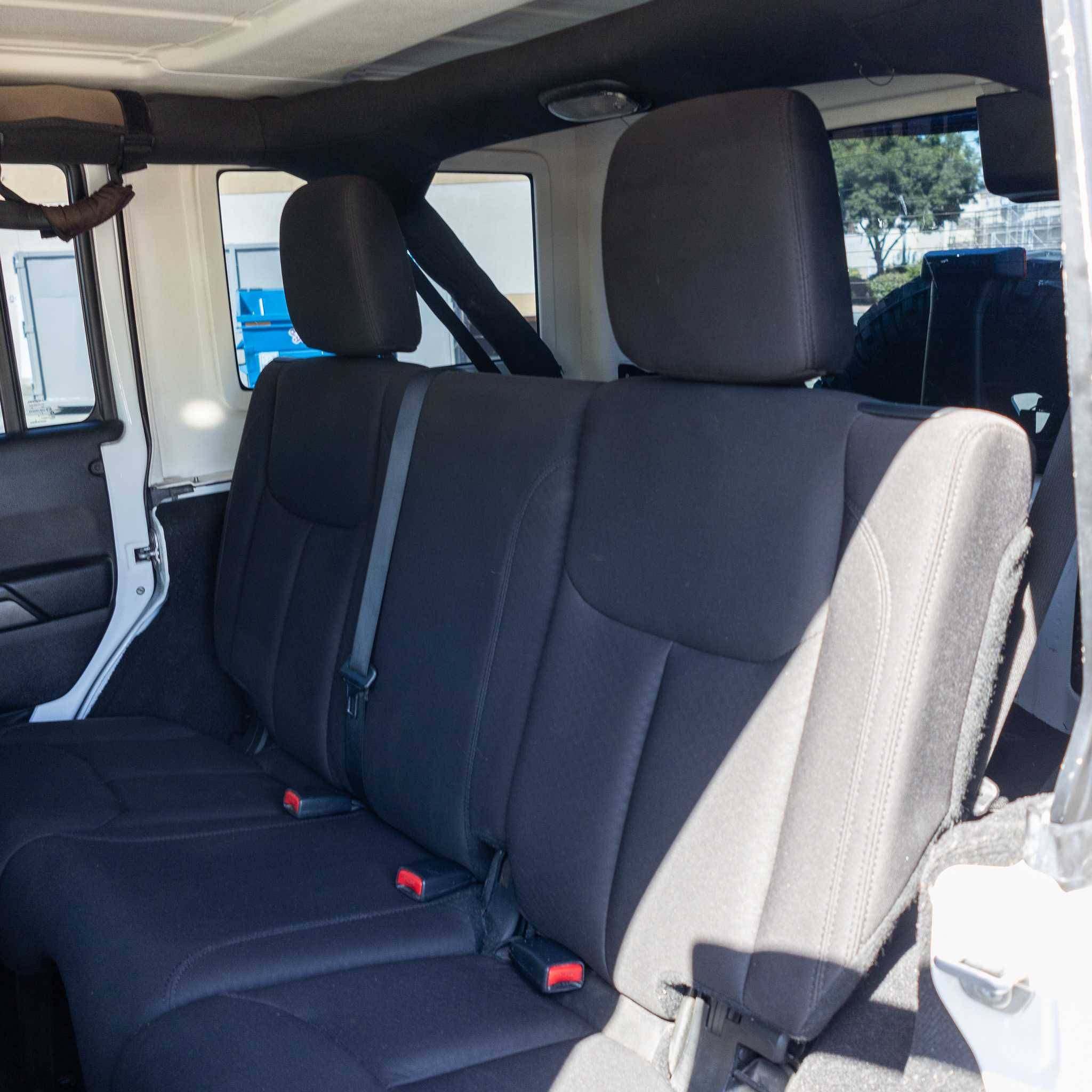 2015 Jeep Wrangler Unlimited Sport - Photo 17
