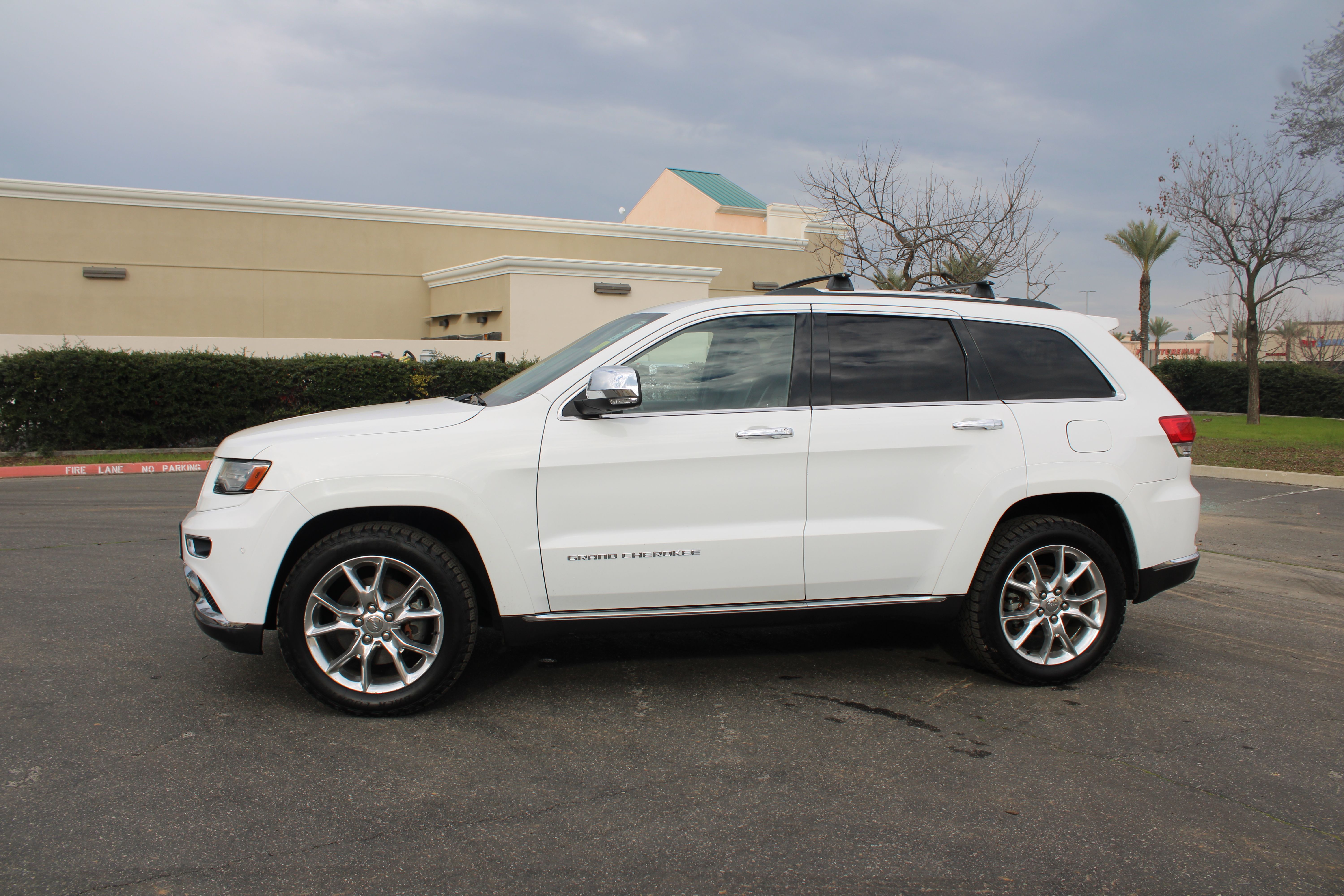 2014 Jeep Grand Cherokee Summit - Photo 9
