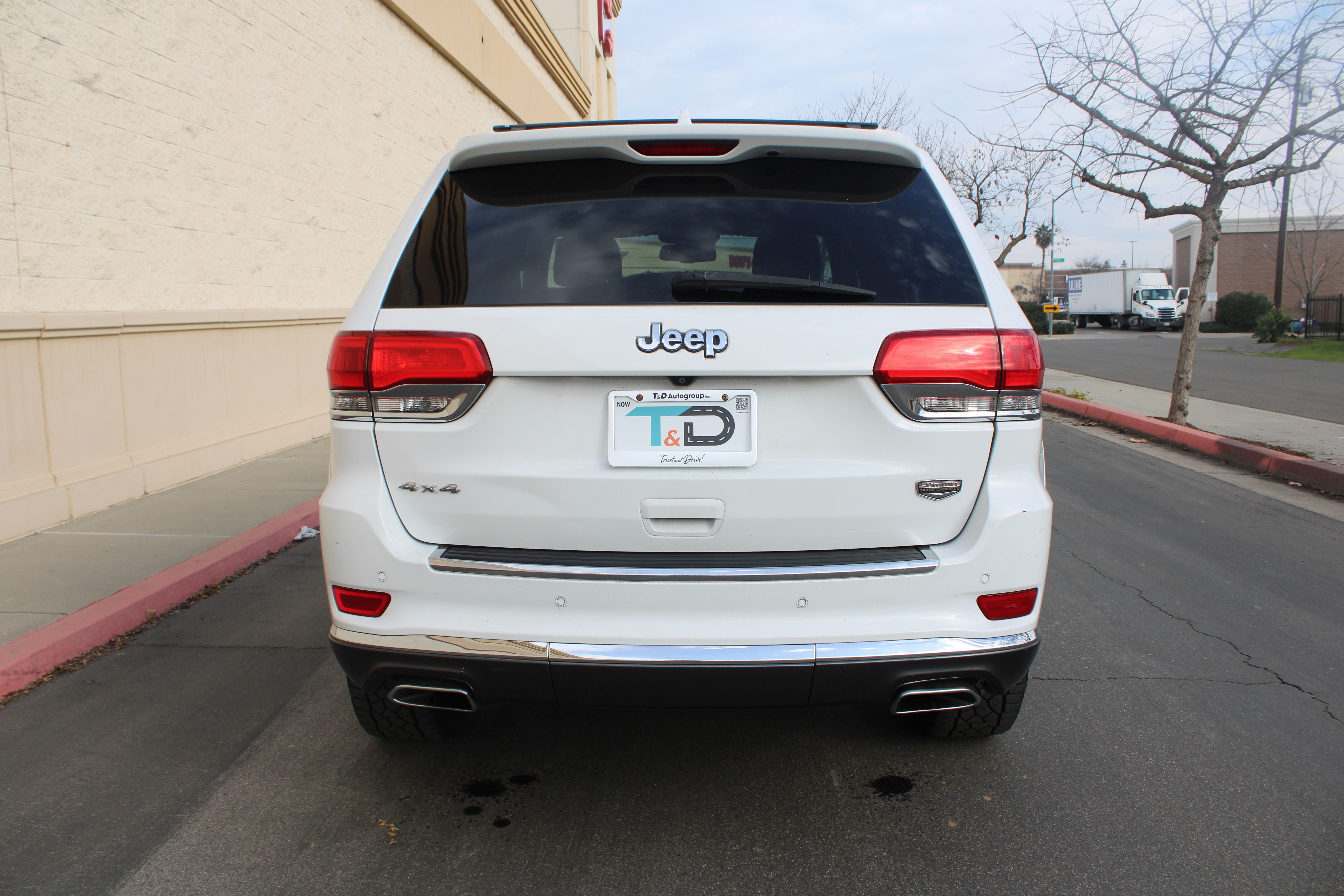 2014 Jeep Grand Cherokee Summit - Photo 15