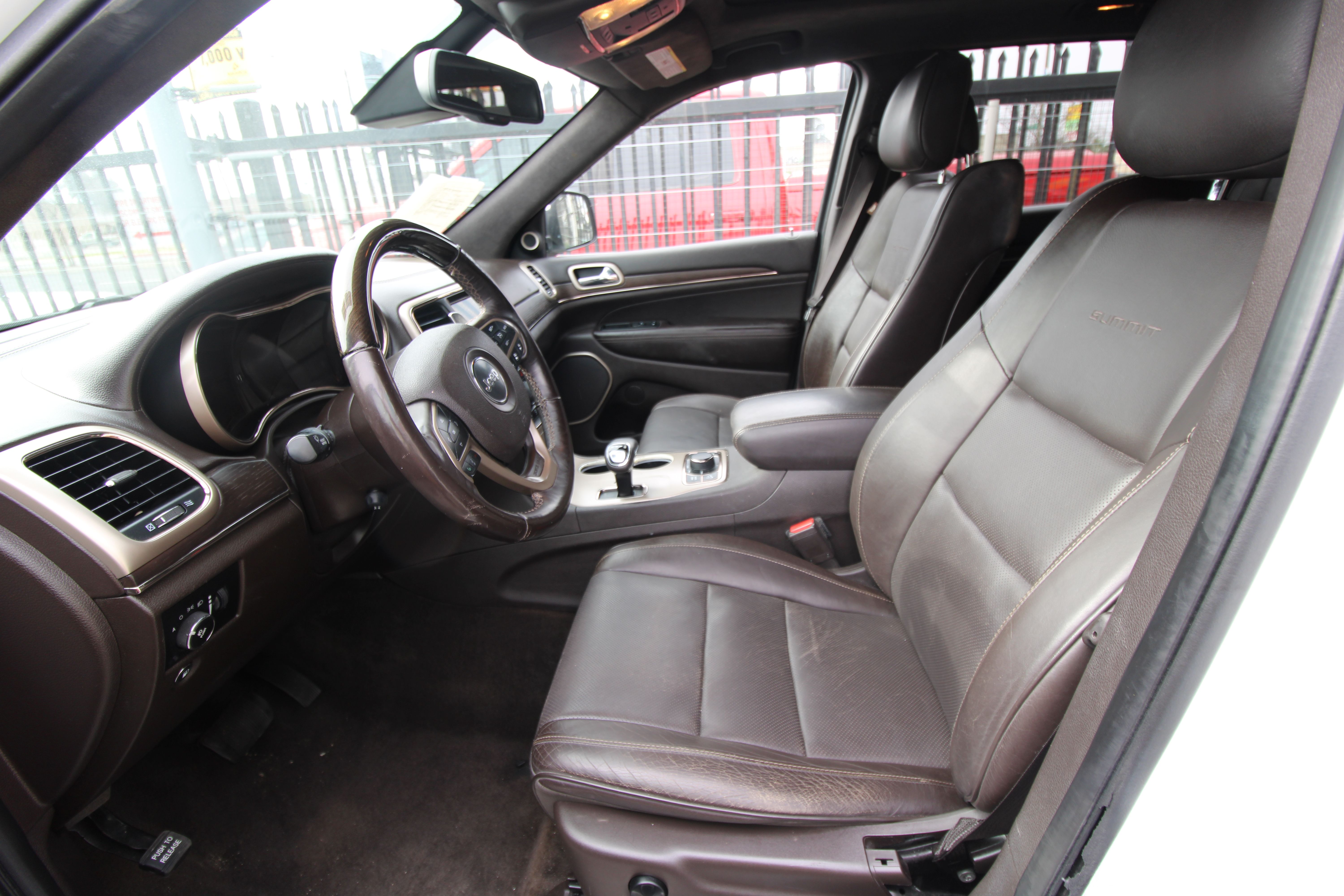 2014 Jeep Grand Cherokee Summit - Photo 18