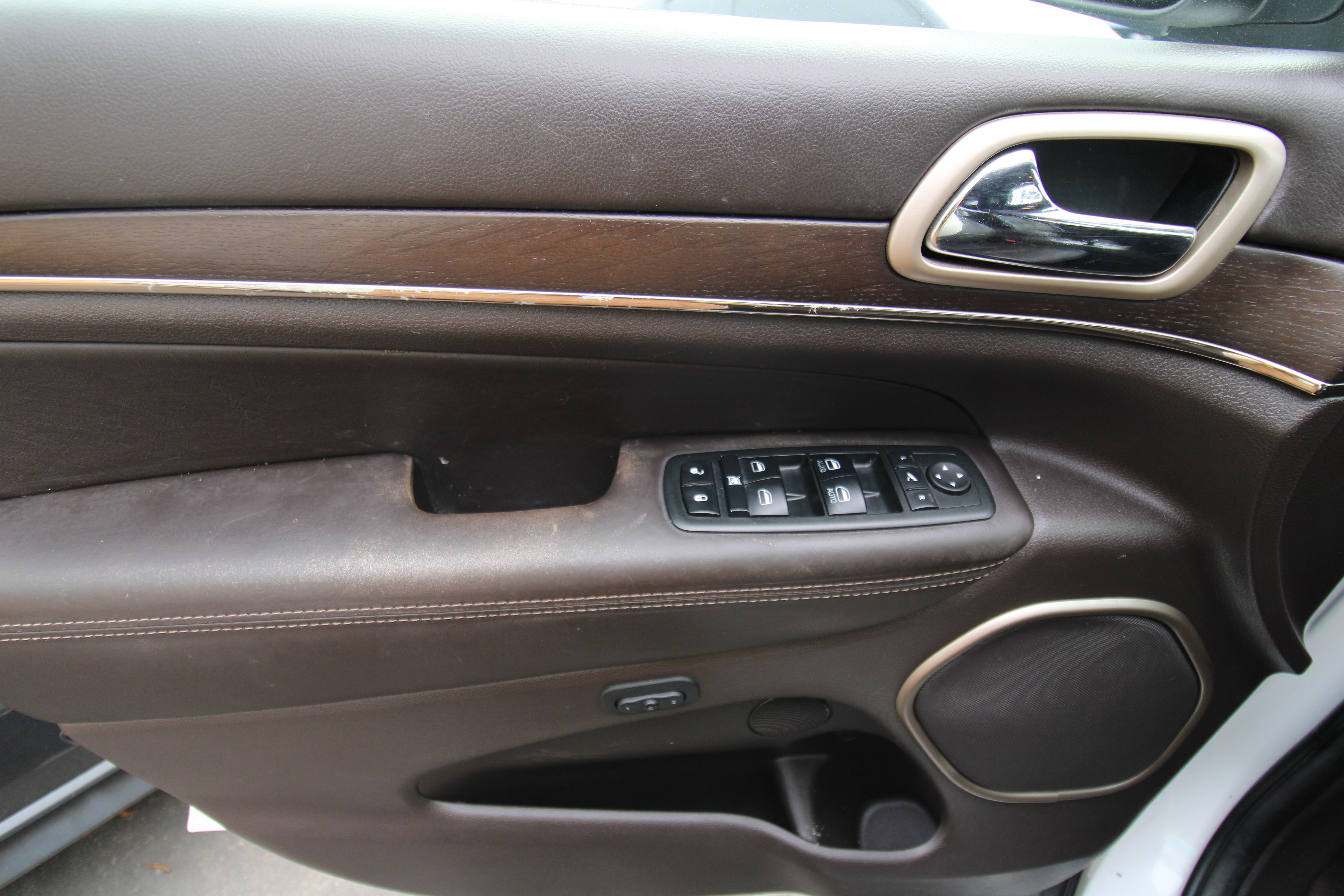2014 Jeep Grand Cherokee Summit - Photo 26