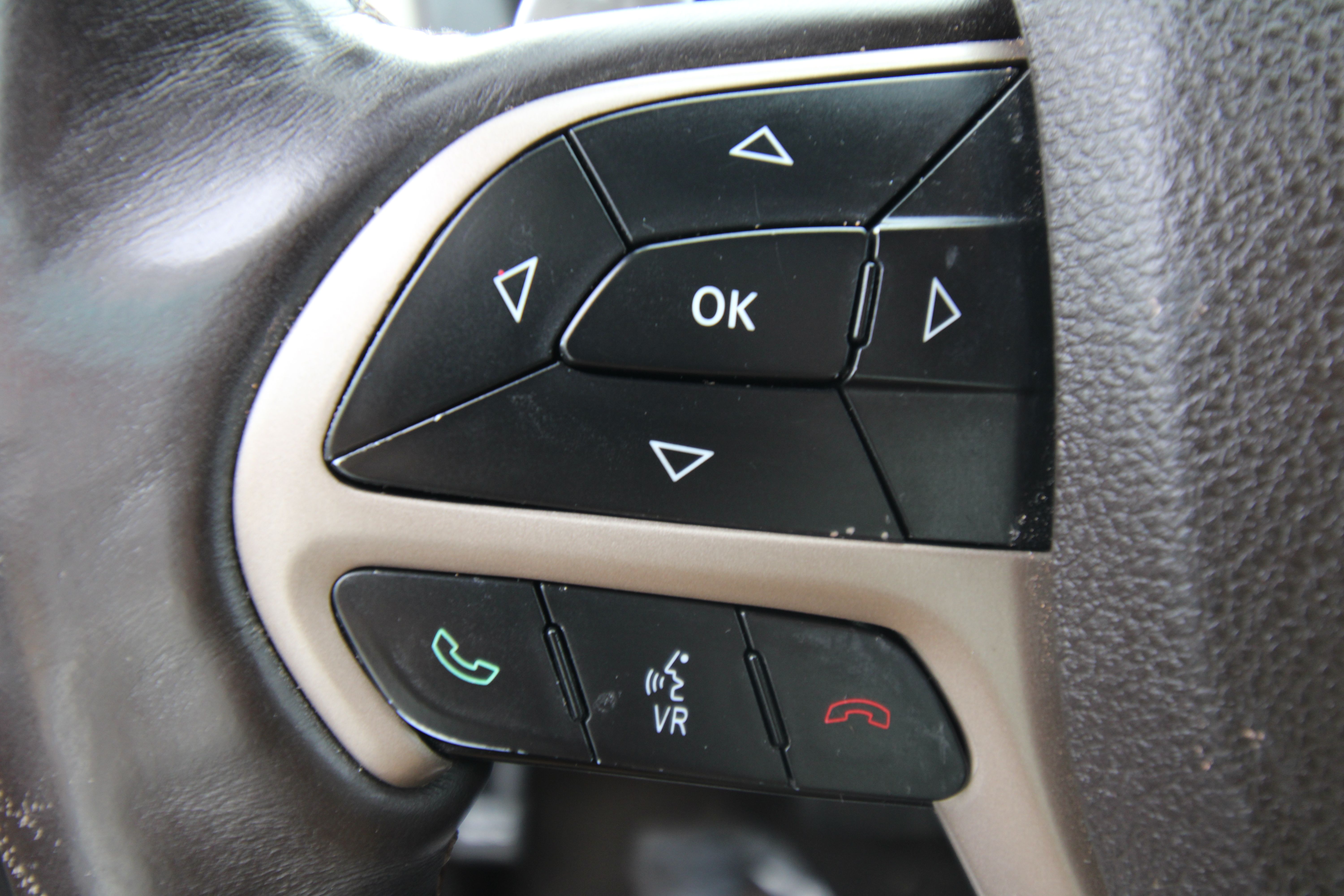 2014 Jeep Grand Cherokee Summit - Photo 33