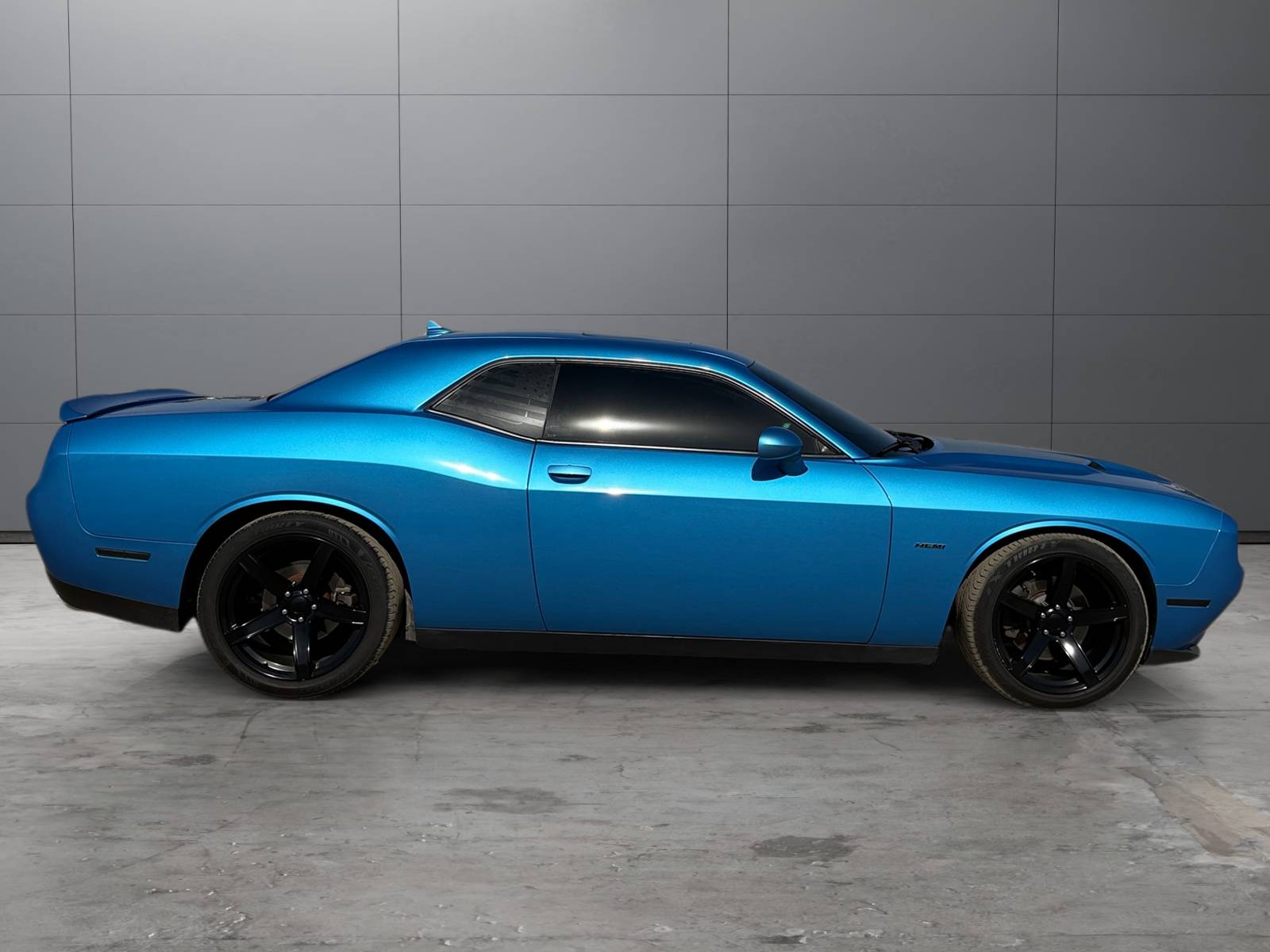 2015 Dodge Challenger R/T - Photo 6