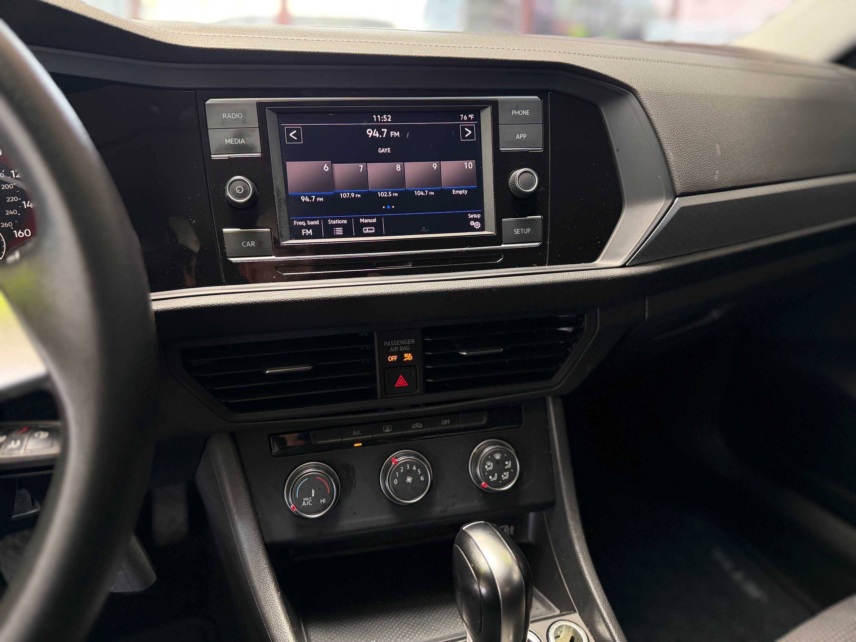 2019 Volkswagen Jetta SE - Photo 9