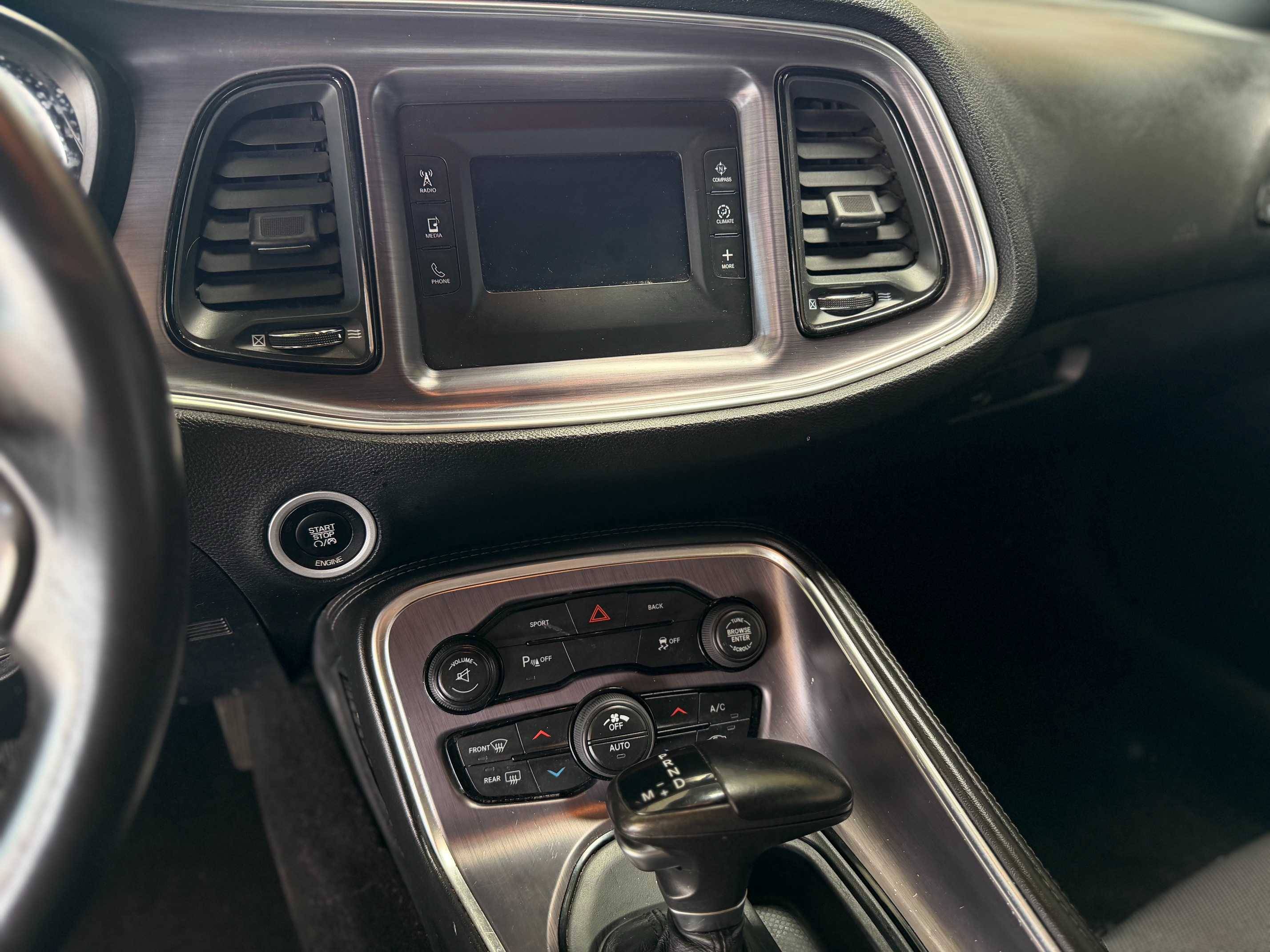 2015 Dodge Challenger R/T - Photo 8