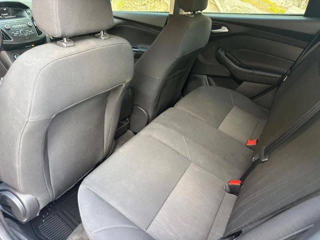2018 Ford Focus SE - Photo 27