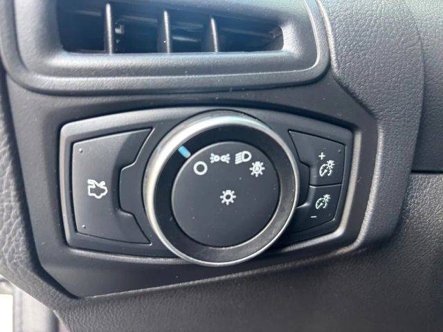 2018 Ford Focus SE - Photo 14