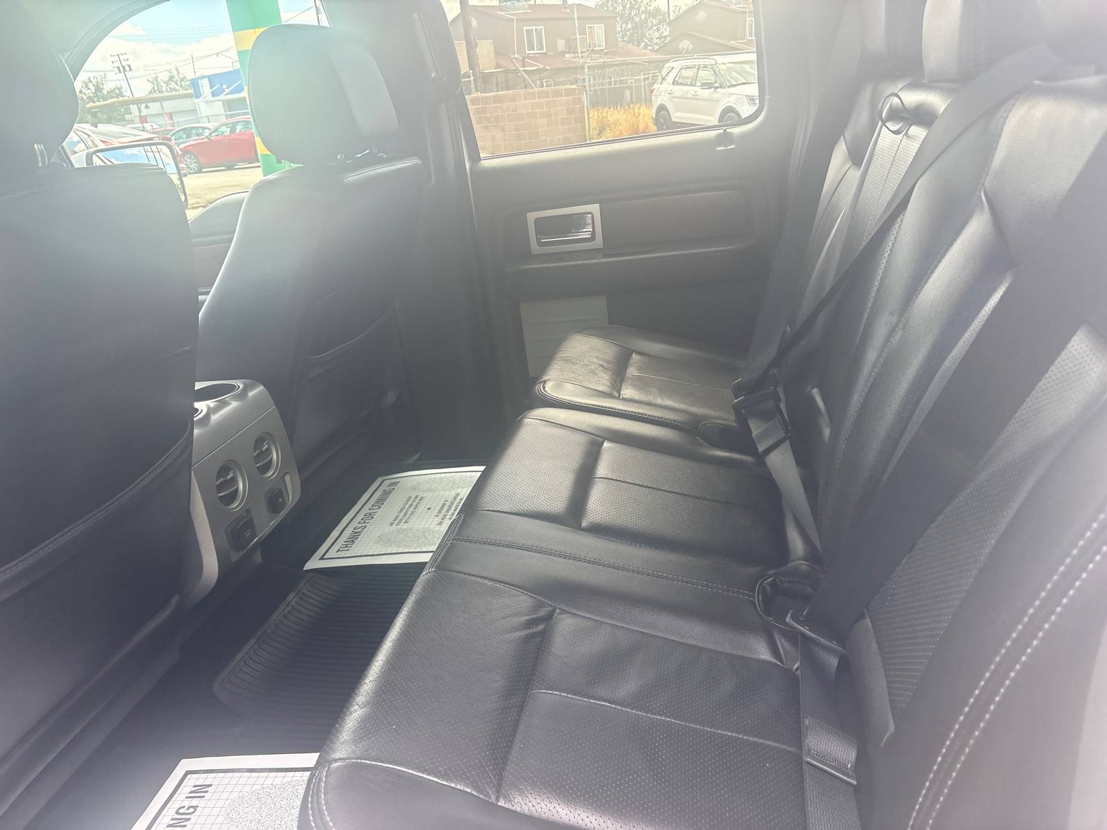 2014 Ford F-150 Lariat - Photo 9