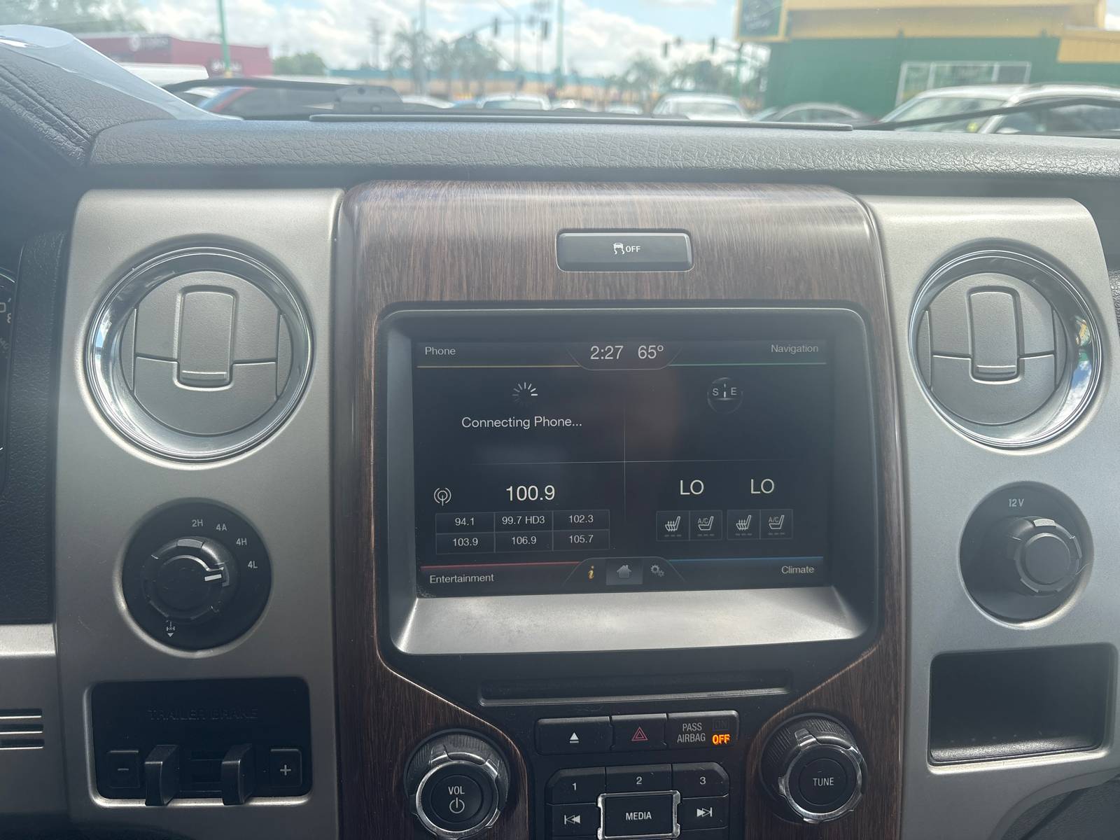 2014 Ford F-150 Lariat - Photo 13