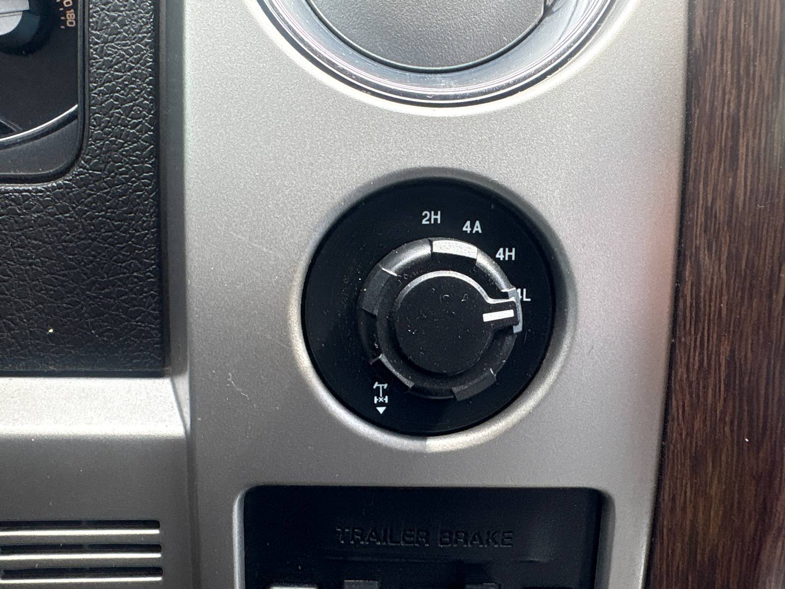 2014 Ford F-150 Lariat - Photo 16
