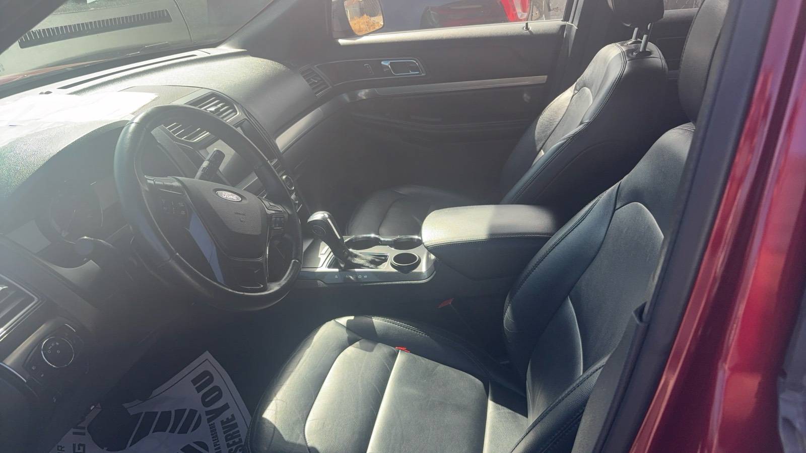 2018 Ford Explorer XLT - Photo 11