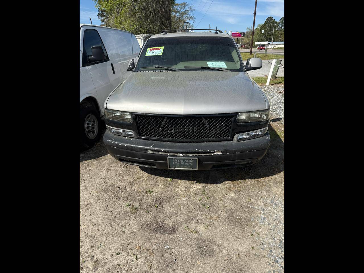 2004 Chevrolet Suburban LS