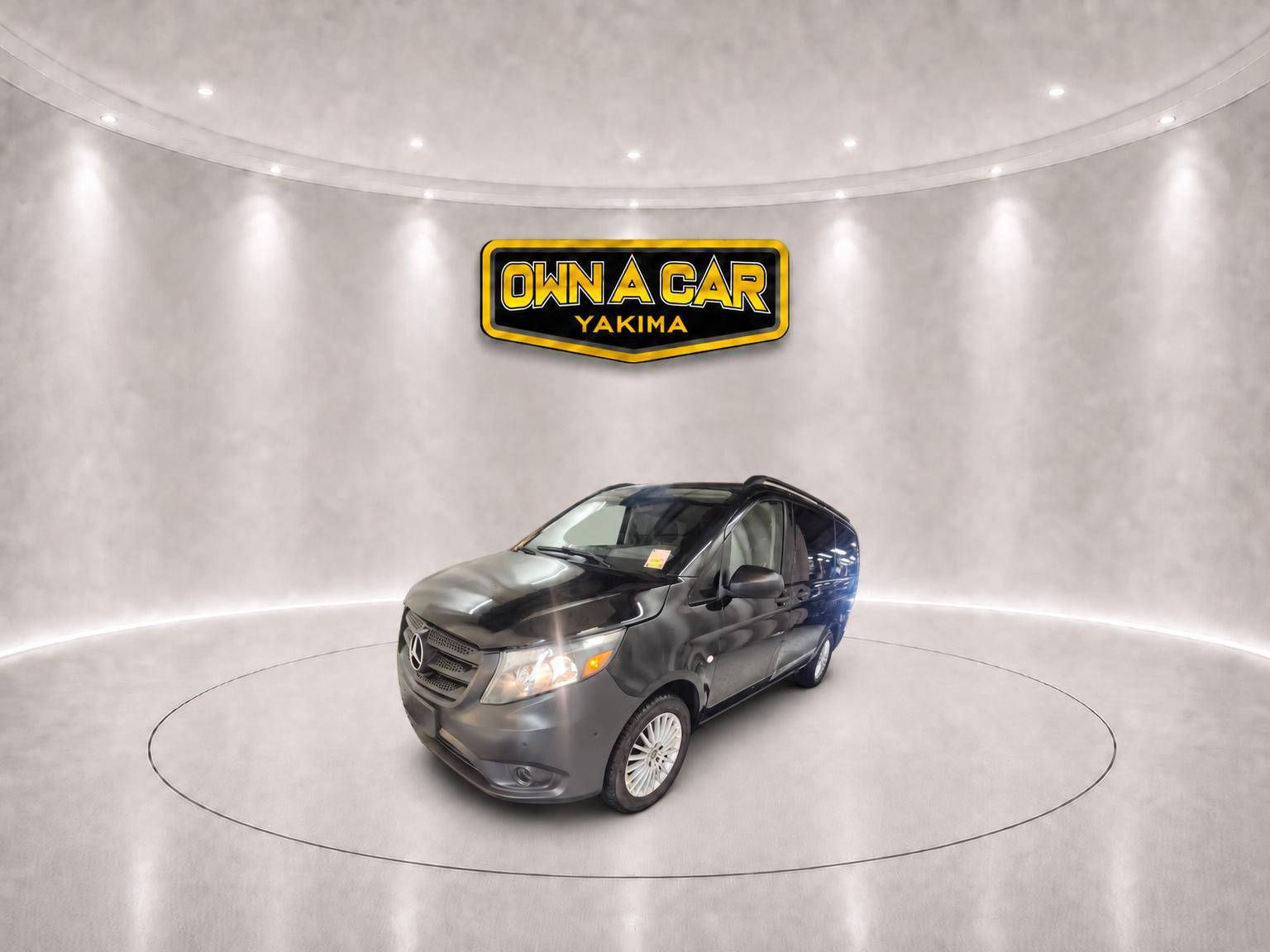 2020 Mercedes-Benz Metris Passenger Van Base