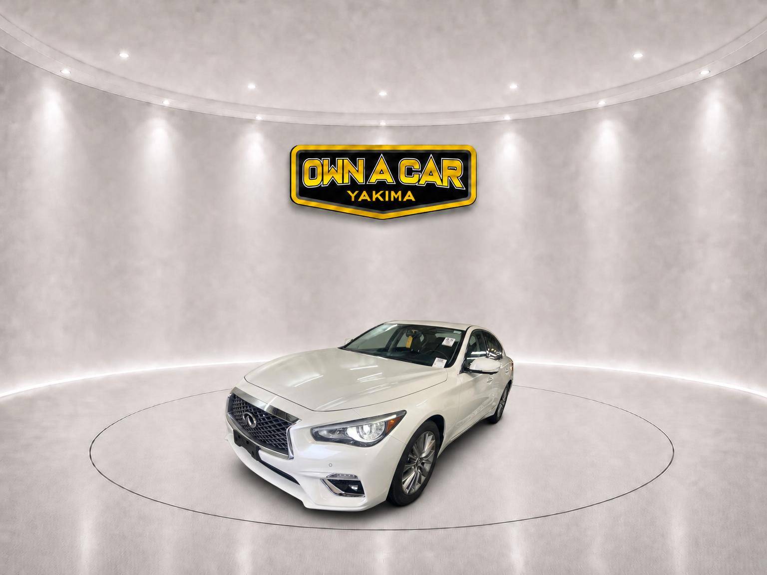 2024 INFINITI Q50 LUXE