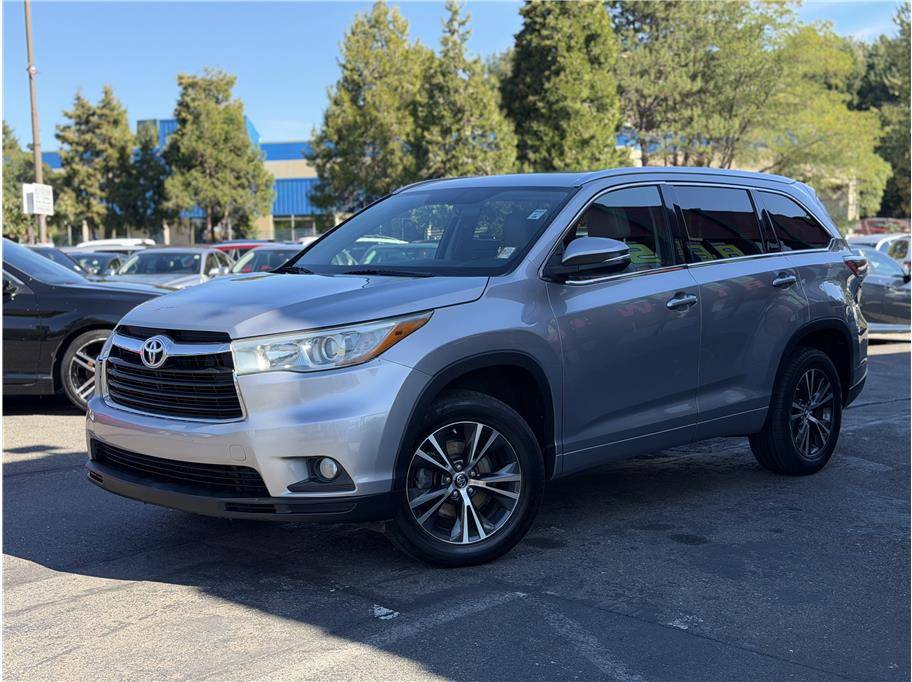 2016 Toyota Highlander