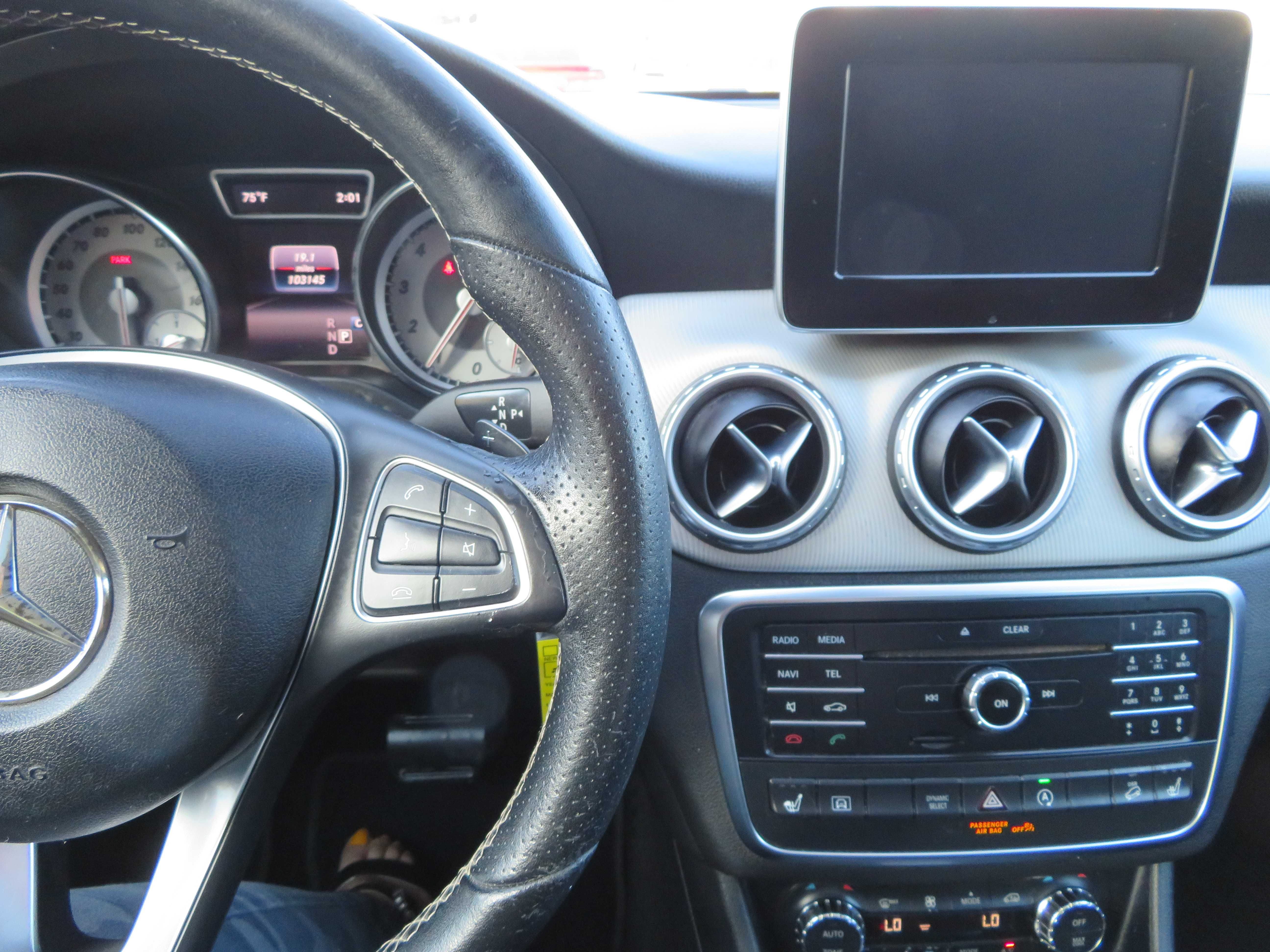 2017 Mercedes-Benz GLA-Class GLA250 - Photo 22