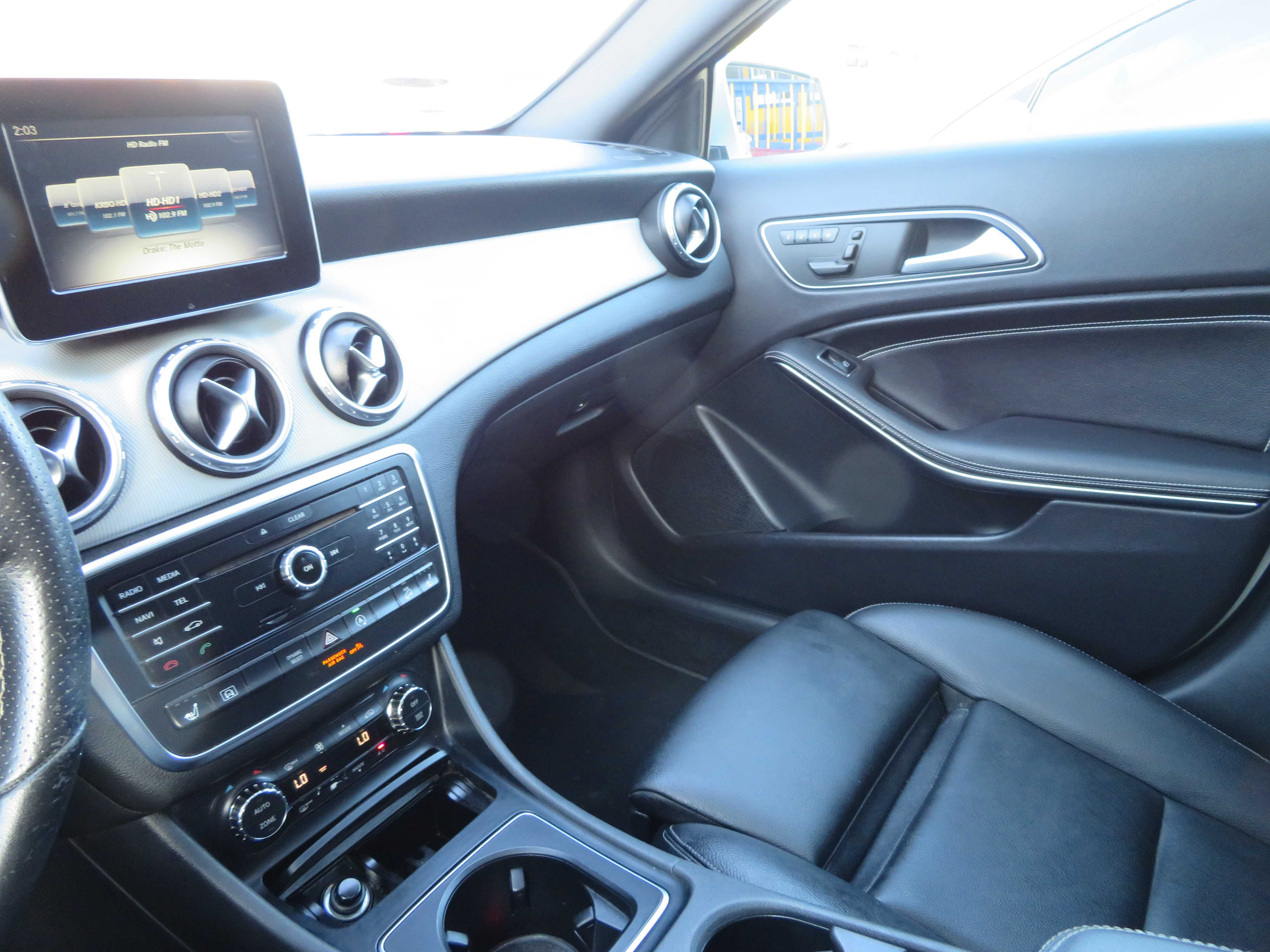 2017 Mercedes-Benz GLA-Class GLA250 - Photo 33