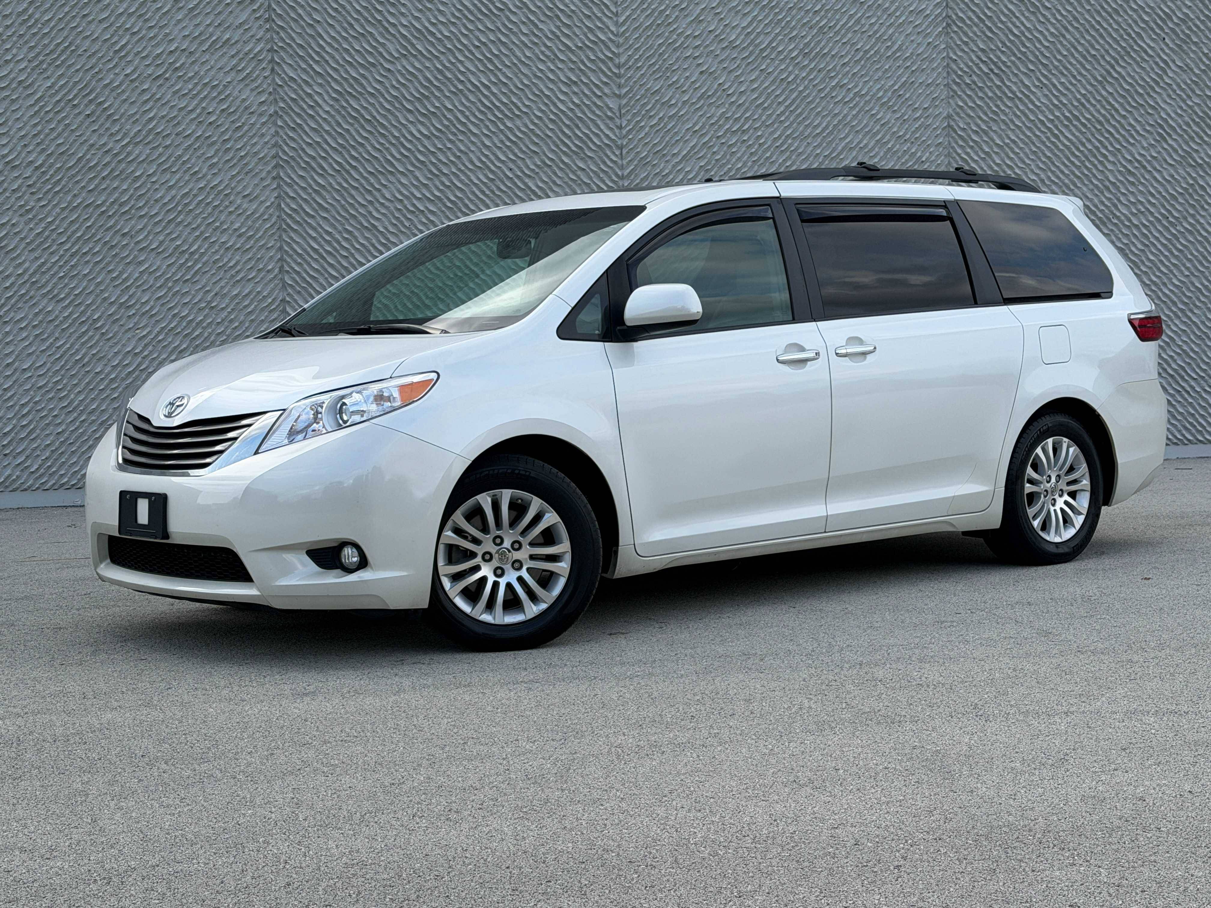 2015 Toyota Sienna