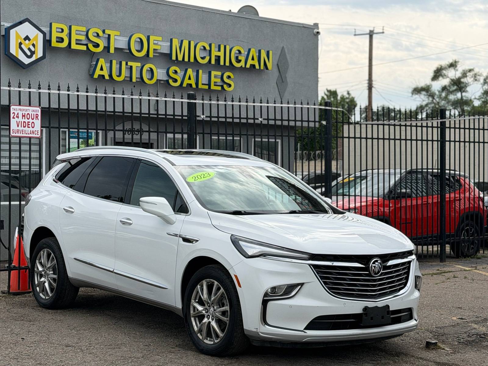 2023 Buick Enclave Essence